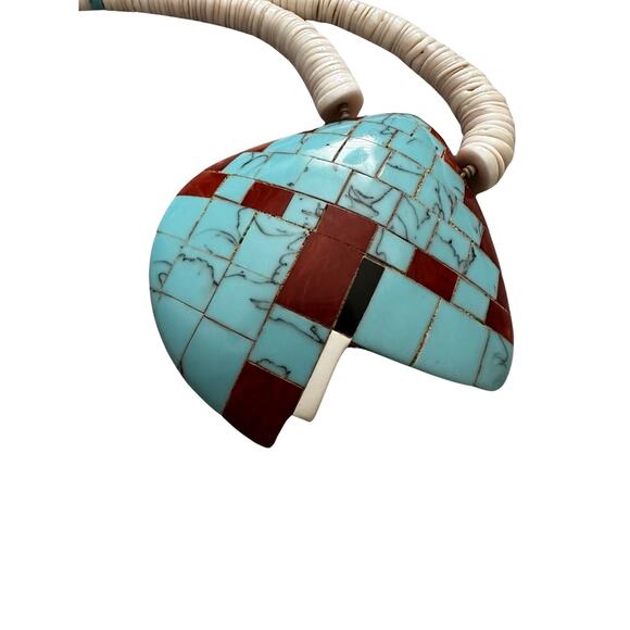 Santo Domingo Shell Festival Necklace with Block Turquoise - Picture 5 of 9